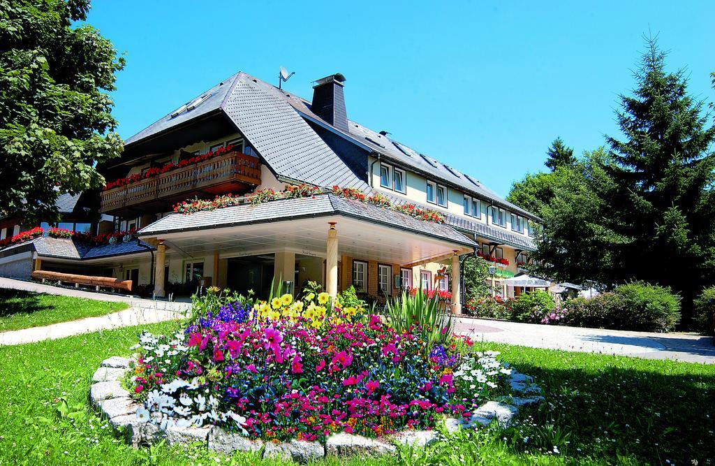 Hotel Schwarzwald-Resort Roessle Todtmoos Exterior foto